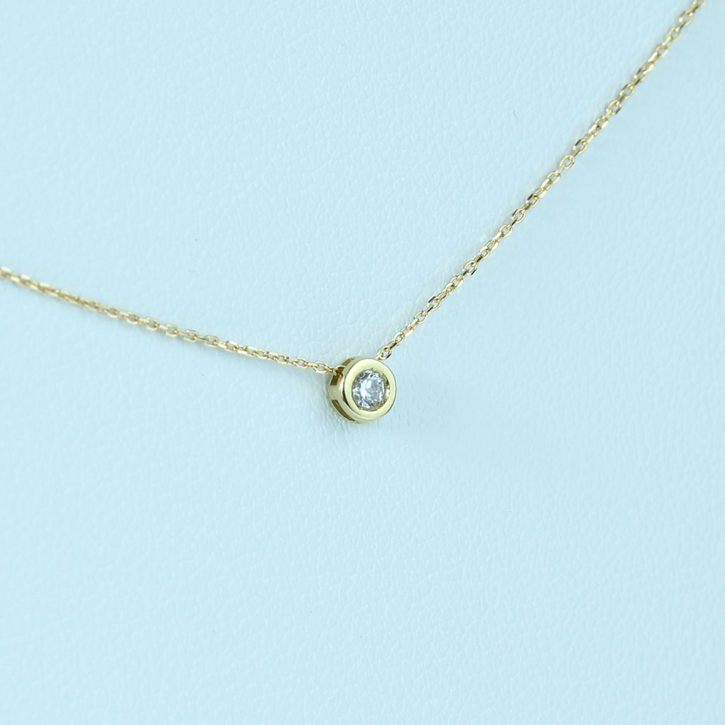 18K Solid Yellow Gold Jewelry Set – Stud Earrings + Bezel Pendant with Matching Chain