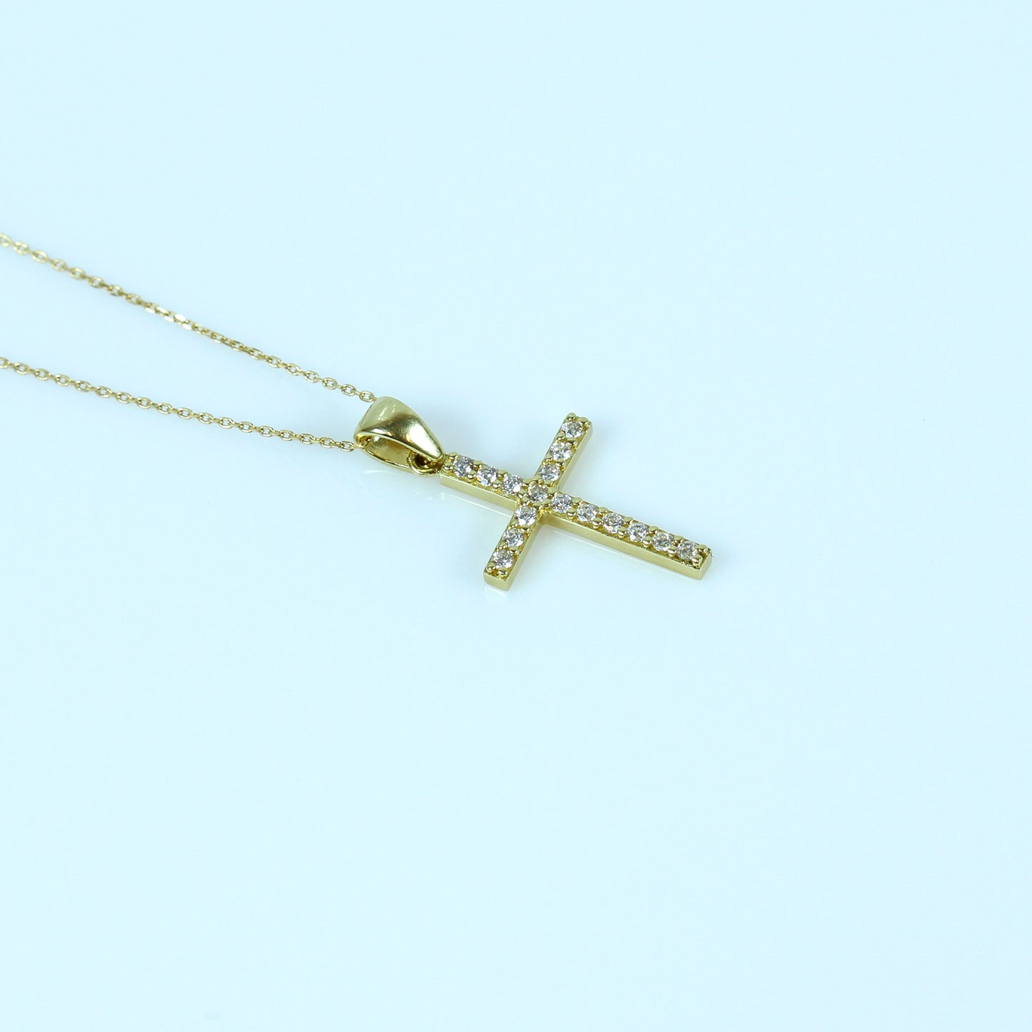 18K Yellow Gold Pendant with Stones + 18K Gold Chain | Elegant Fine Jewelry