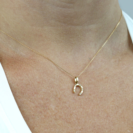18K Gold Horseshoe Pendant Necklace with 18k gold Chain – Fine jewelry